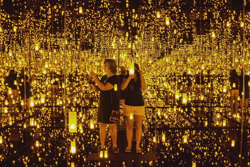 Ashley Boggs at the Kusama exhibit at the MFAH
