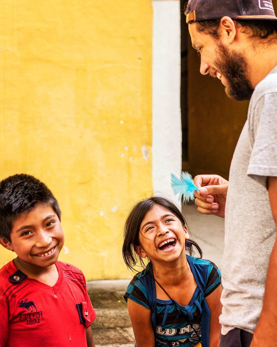 Camino A La Escuela- Antigua, Guatemala